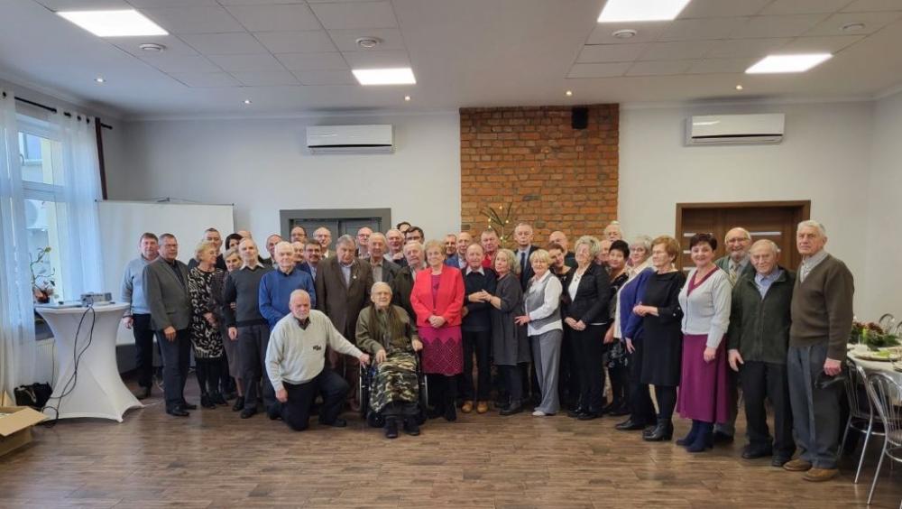 Zdjęcie&#x20;przedstawia&#x20;uczestników&#x20;spotkania&#x20;z&#x20;emerytami&#x2e;&#x20;Fot&#x2e;&#x20;Władysław&#x20;Dominiak